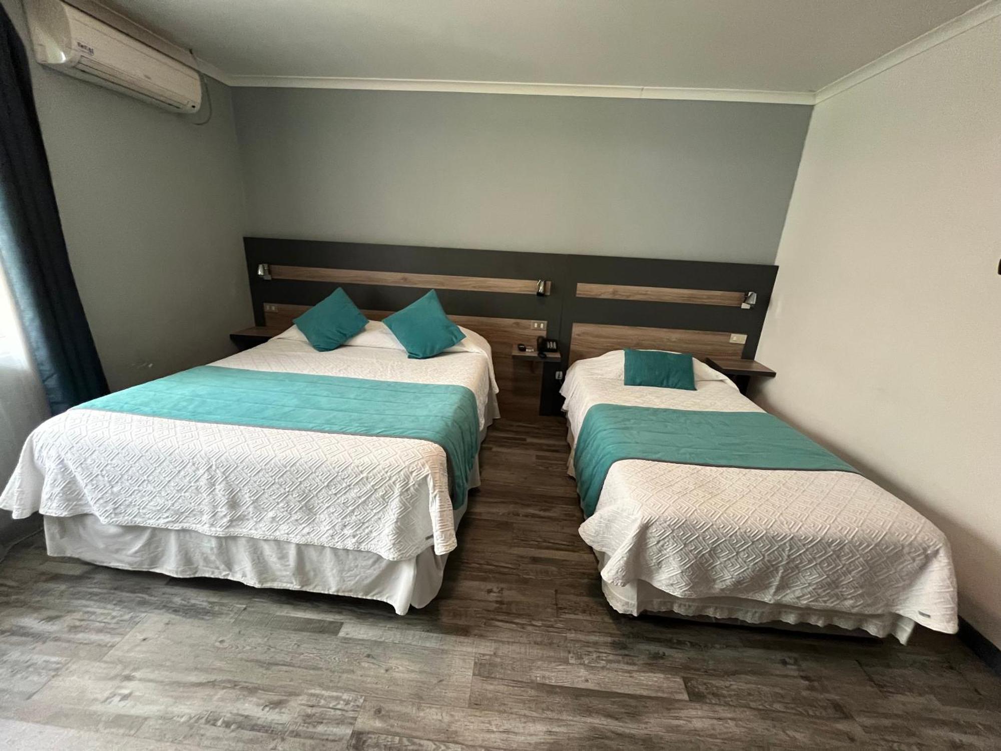 Hotel Real Linares Extérieur photo