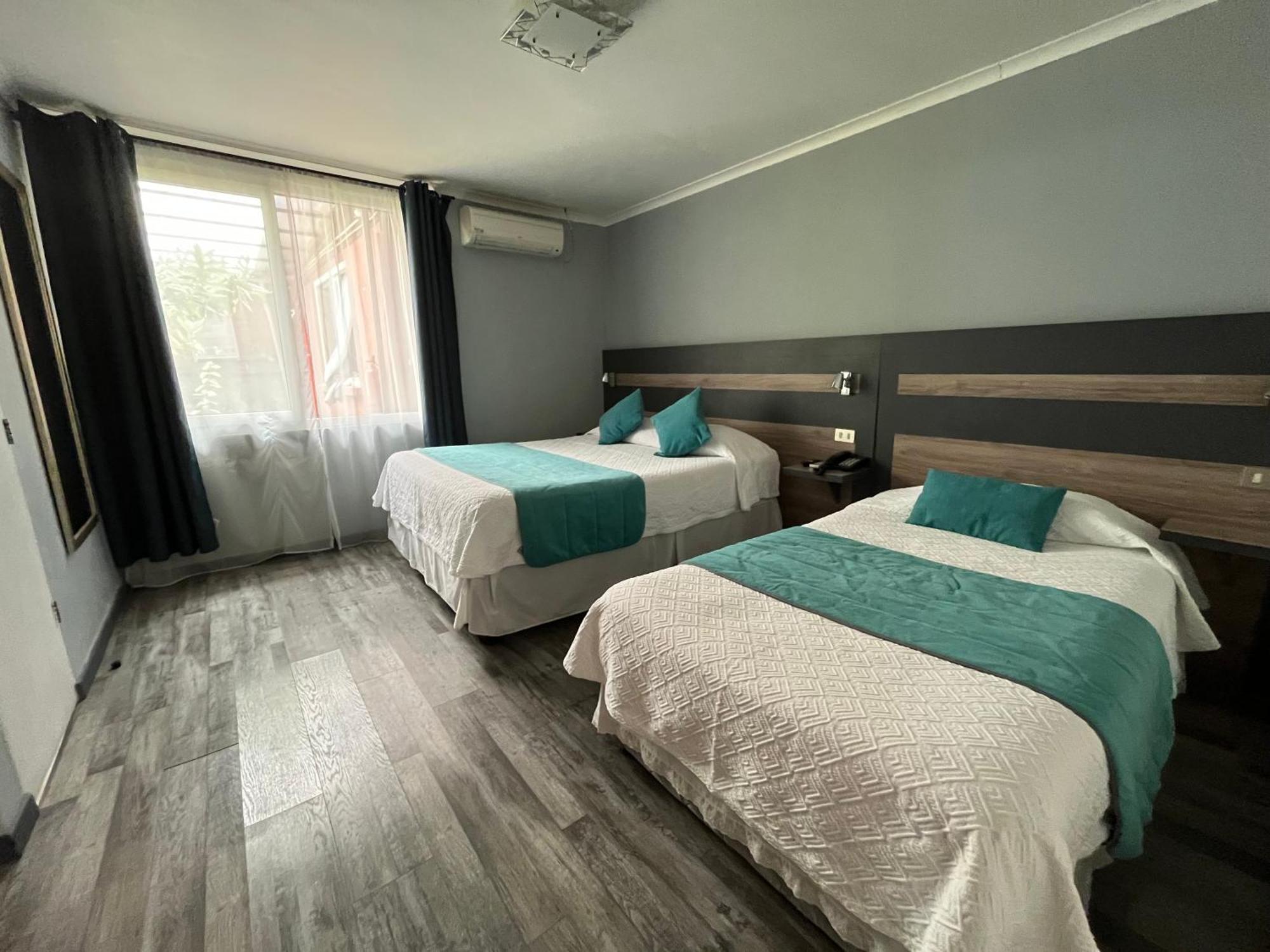 Hotel Real Linares Extérieur photo
