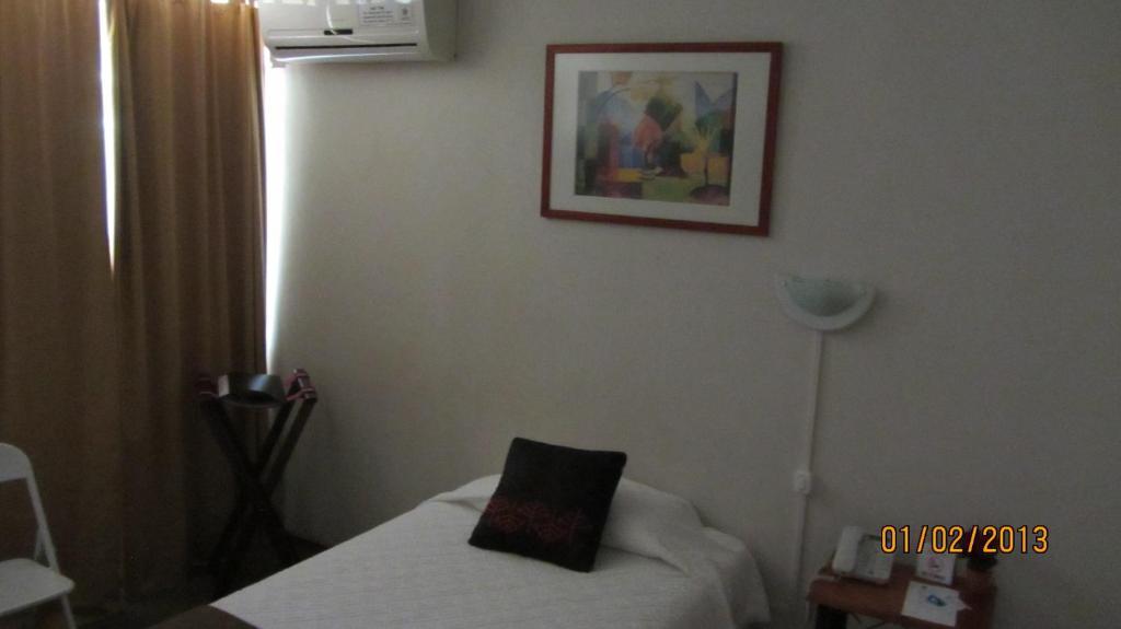 Hotel Real Linares Chambre photo